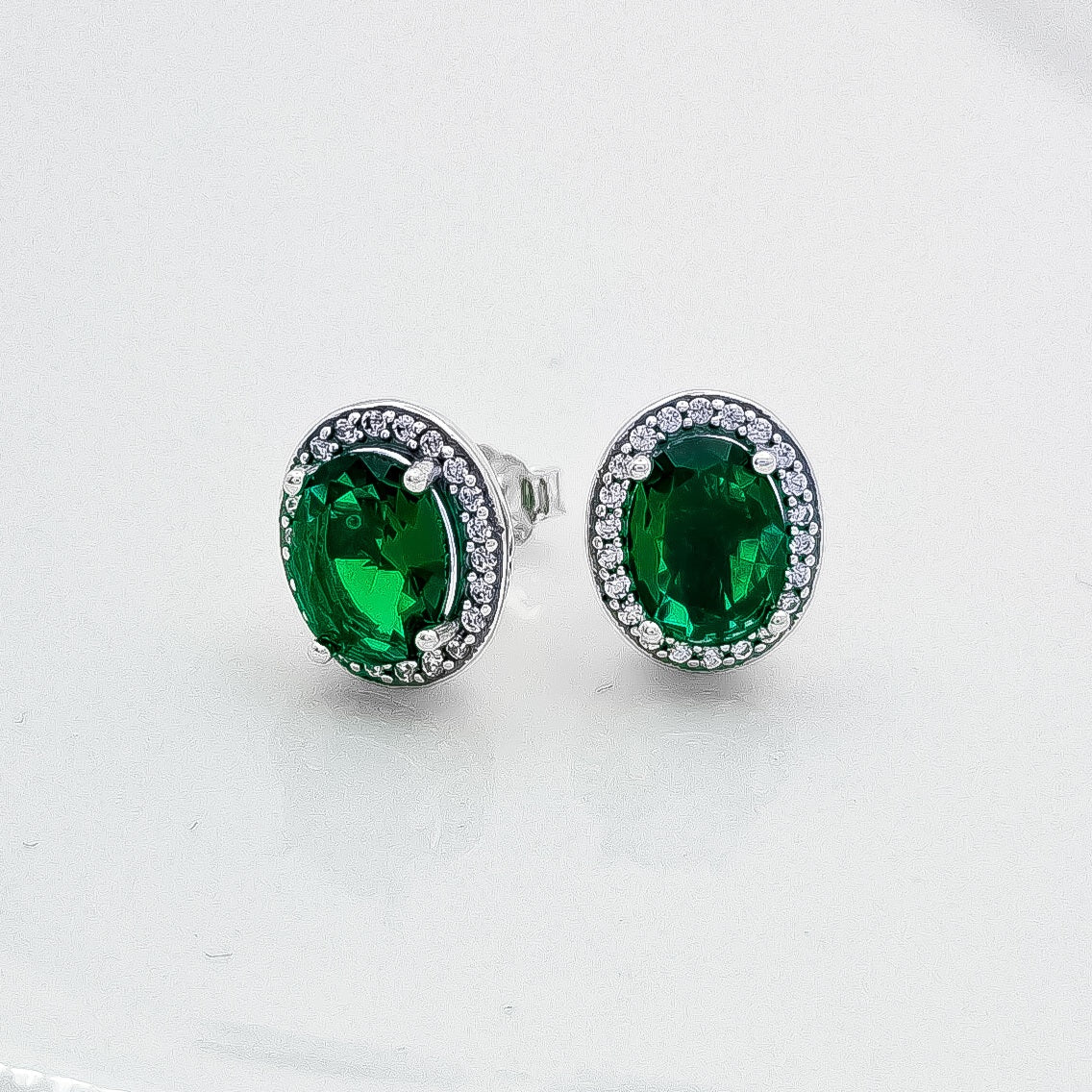 Arete Ovalo Zirconia Verde