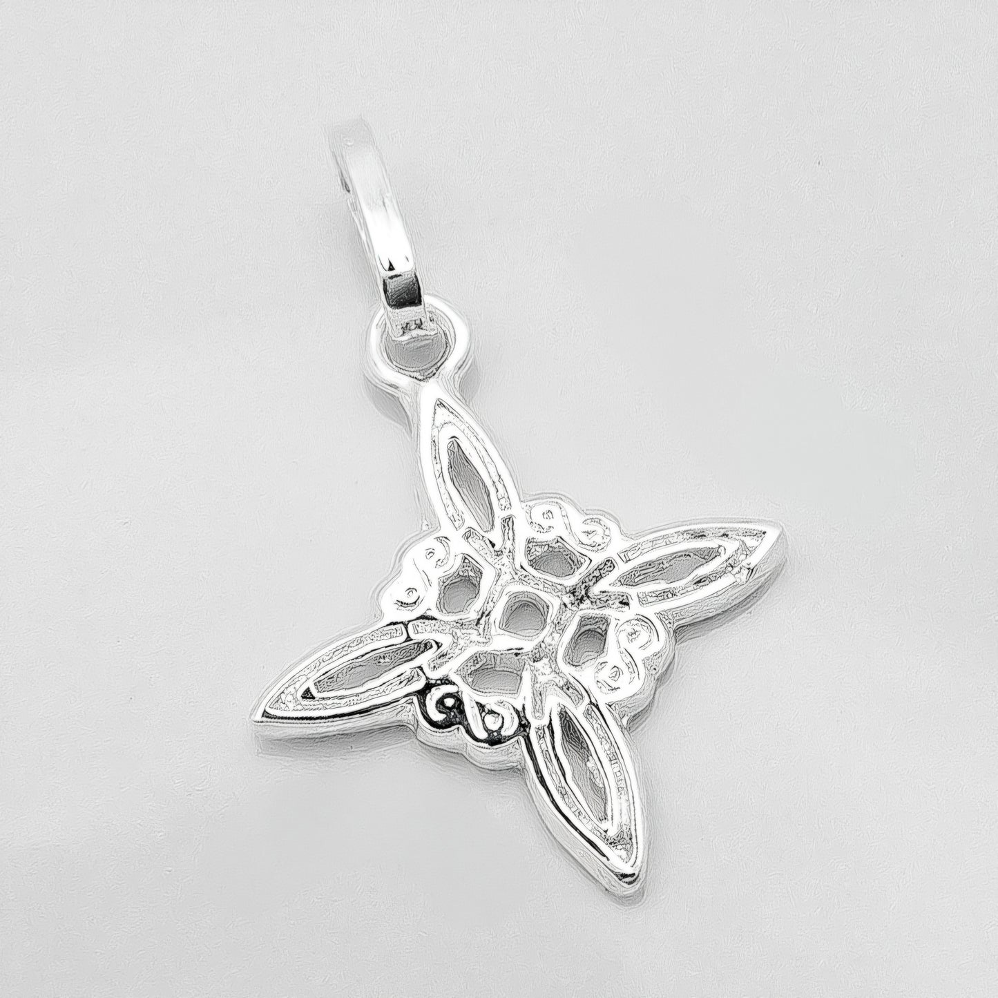 Dije Nudo Bruja Chico