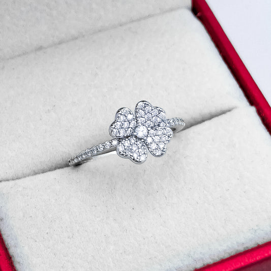 Anillo Zirconia Trebol Chico