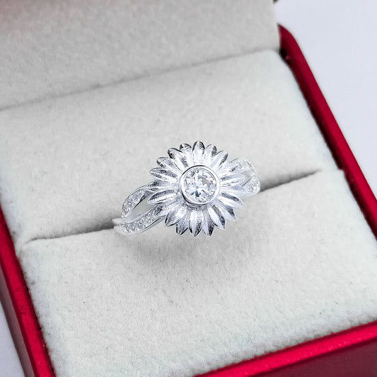 Anillo Girasol Zirconia