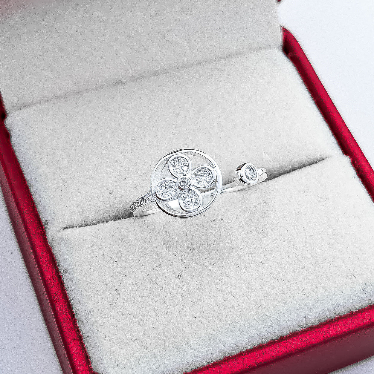 Anillo Circulo Flor