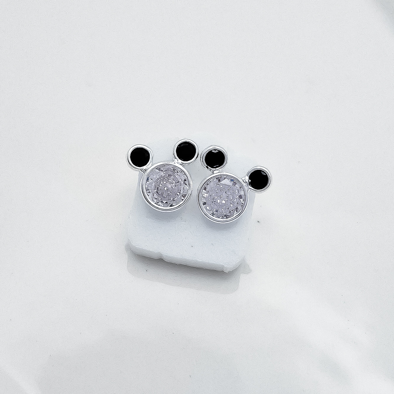 Broquel Mickey Negro