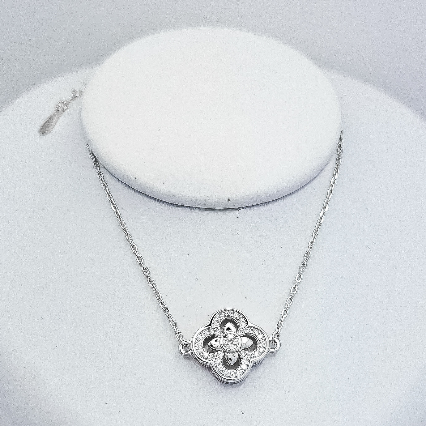 Pulsera Flor Zirconia