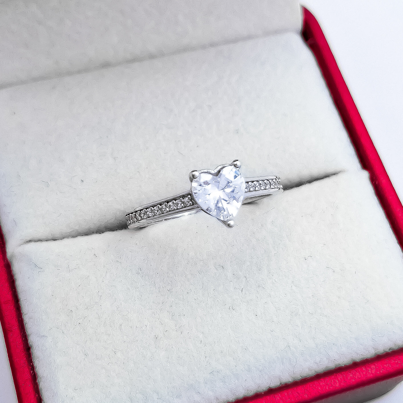 Anillo Corazon Blanco