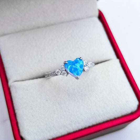 Anillo Opalo Azul Corazon