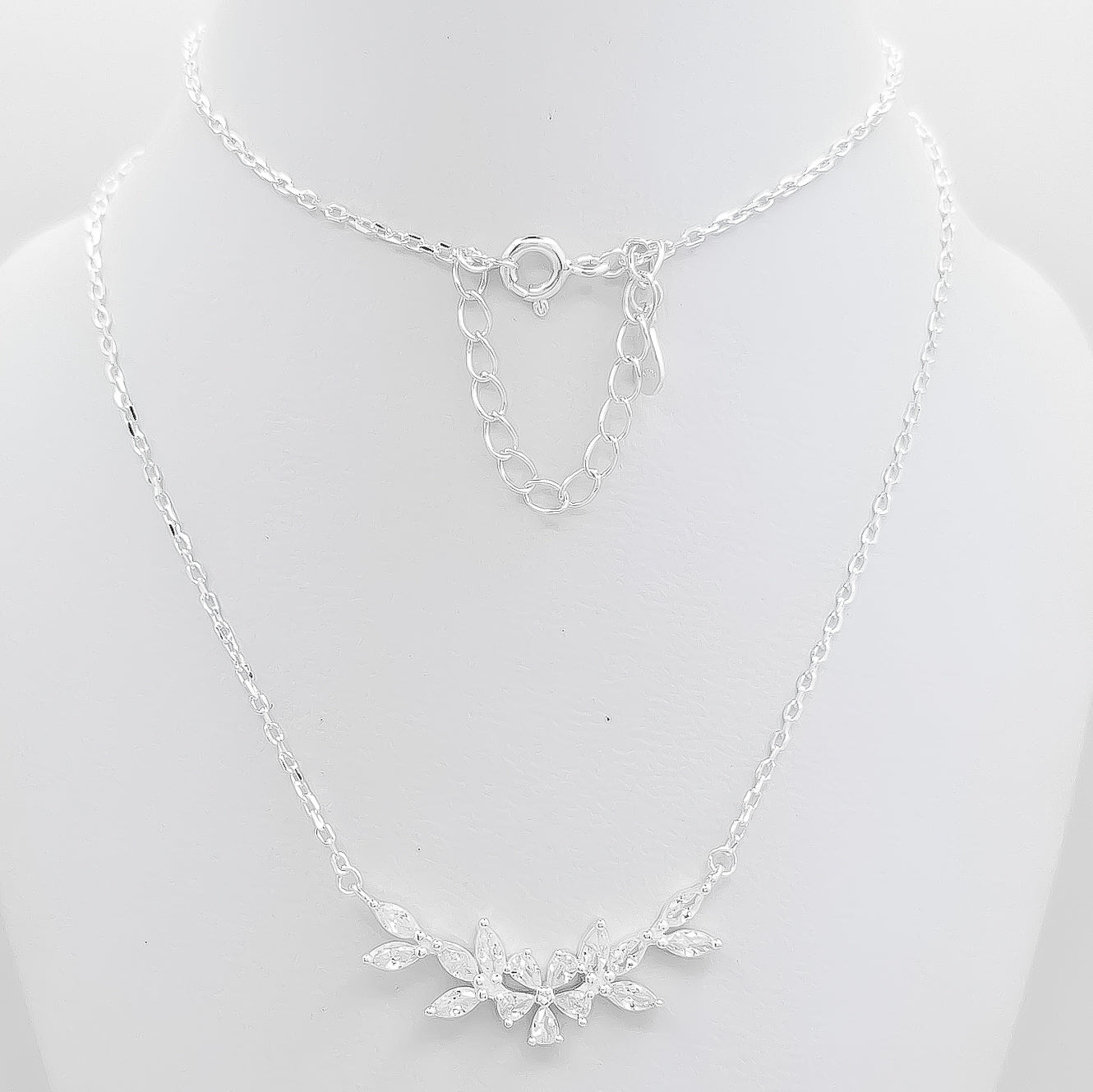 Collar Flores Zirconia