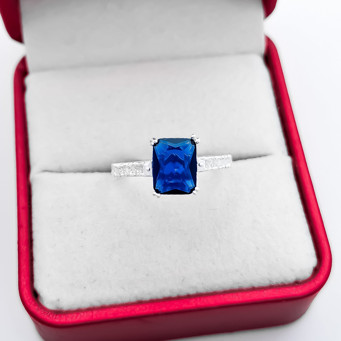Anillo Zirconia Cuadrado Azul