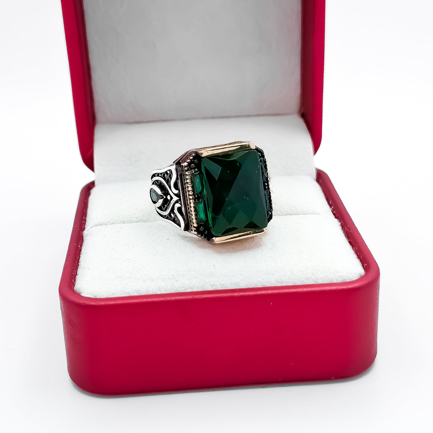 Anillo Verde Cuadro