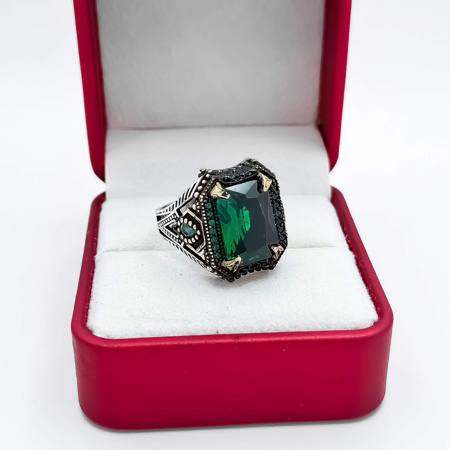 Anillo Verde Cuadro