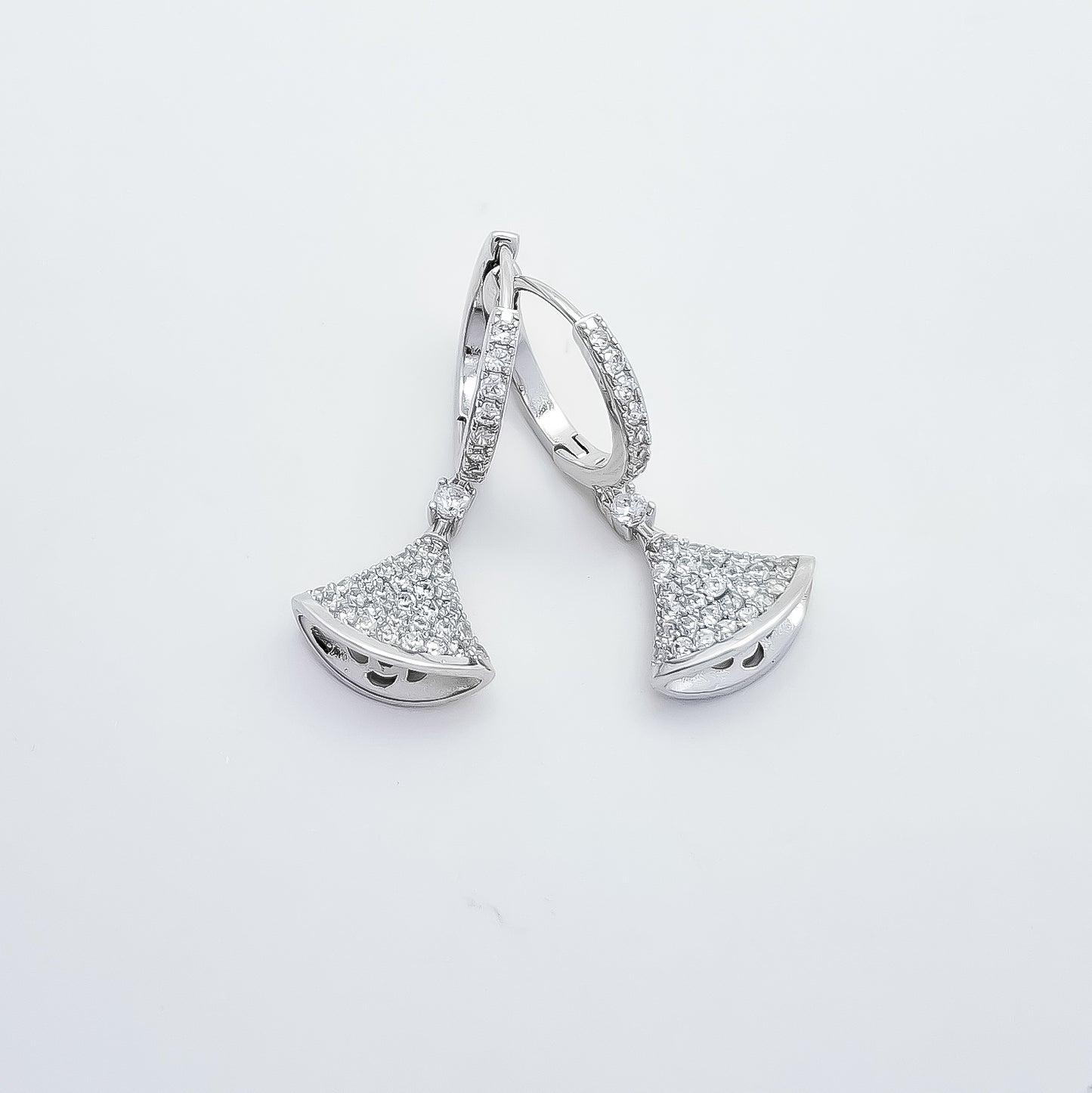 Arracada Zirconia