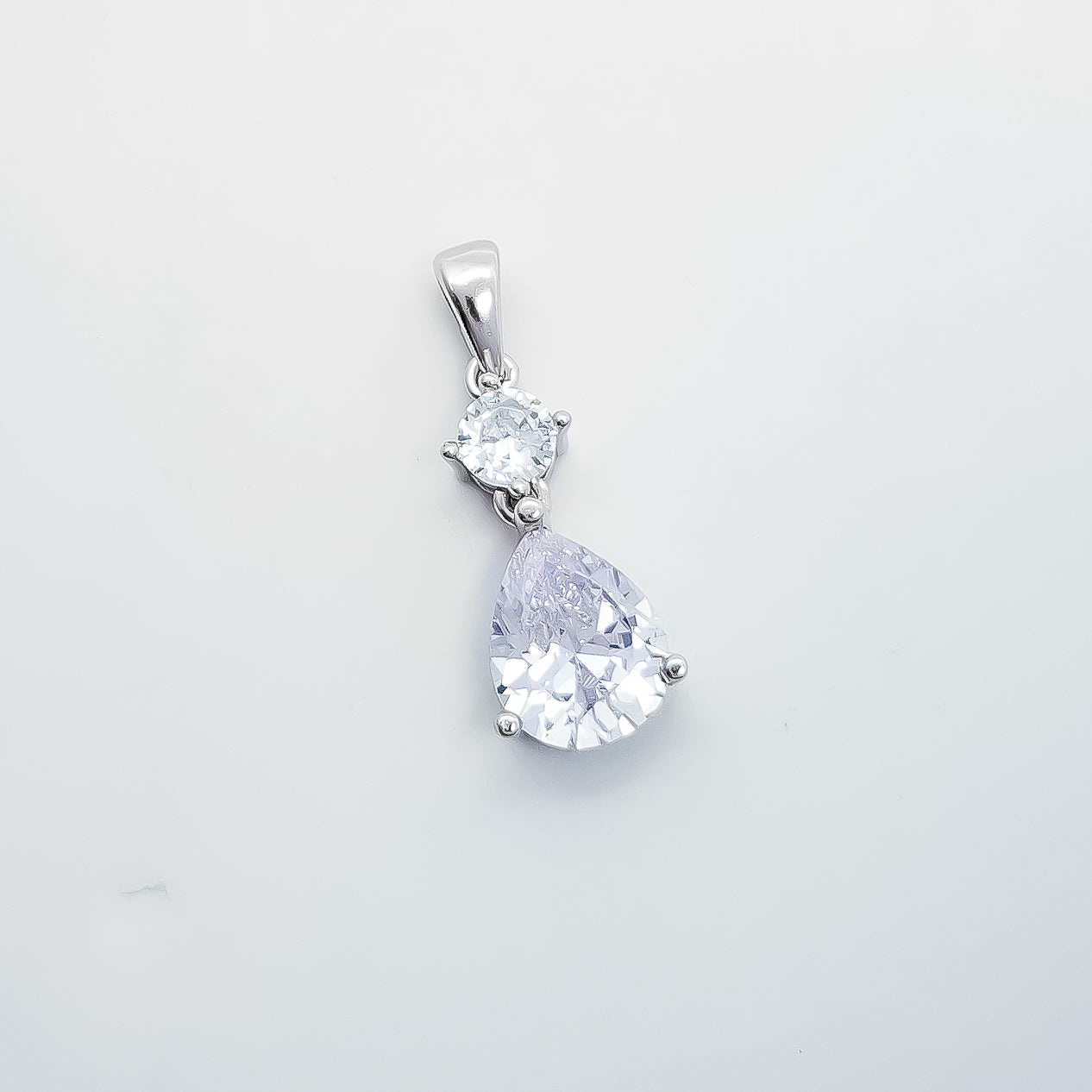 Dije Zirconias Gota