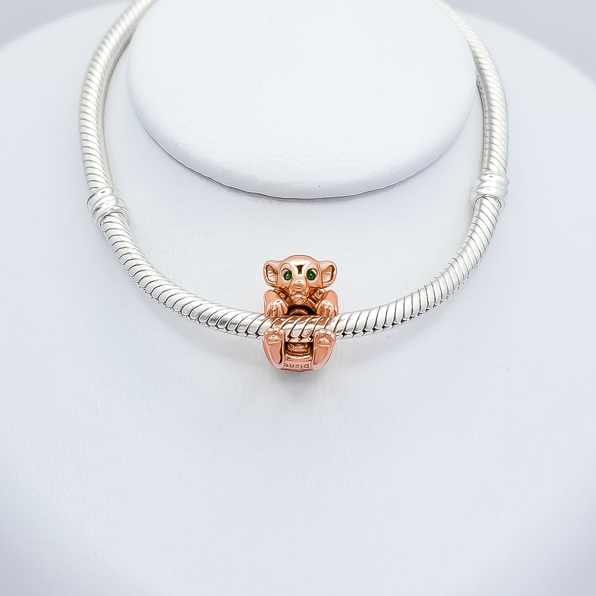 Charm Leon Rosa Plata Rosa