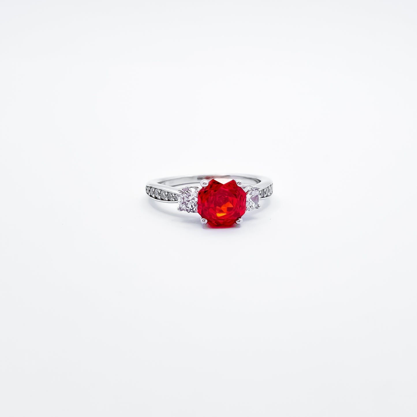 Anillo Zirconia Roja
