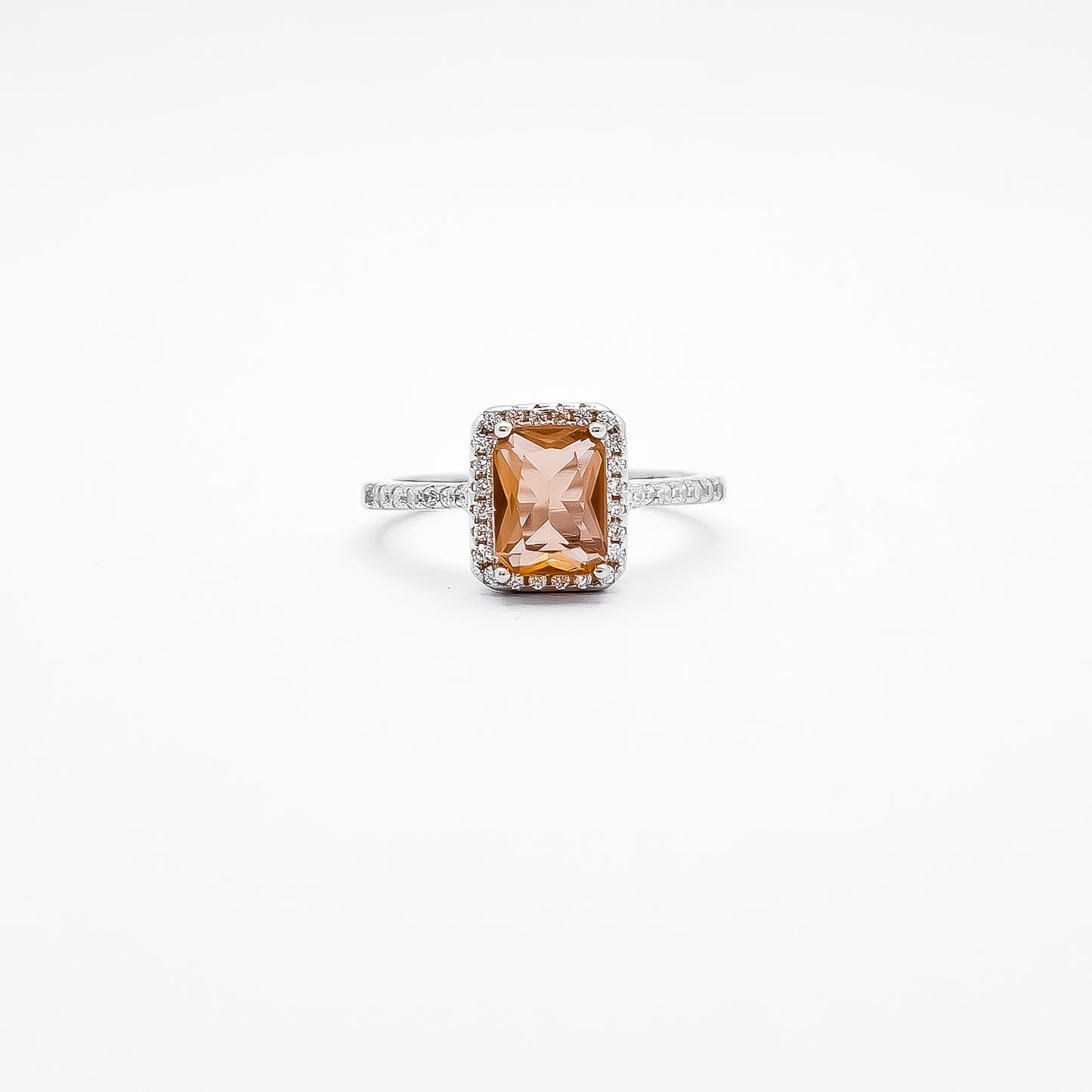 Anillo Cuadro