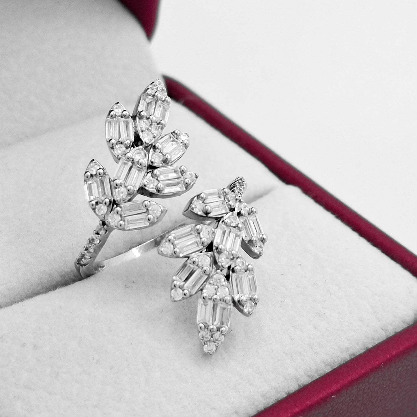 Anillo Hojas Ajustable