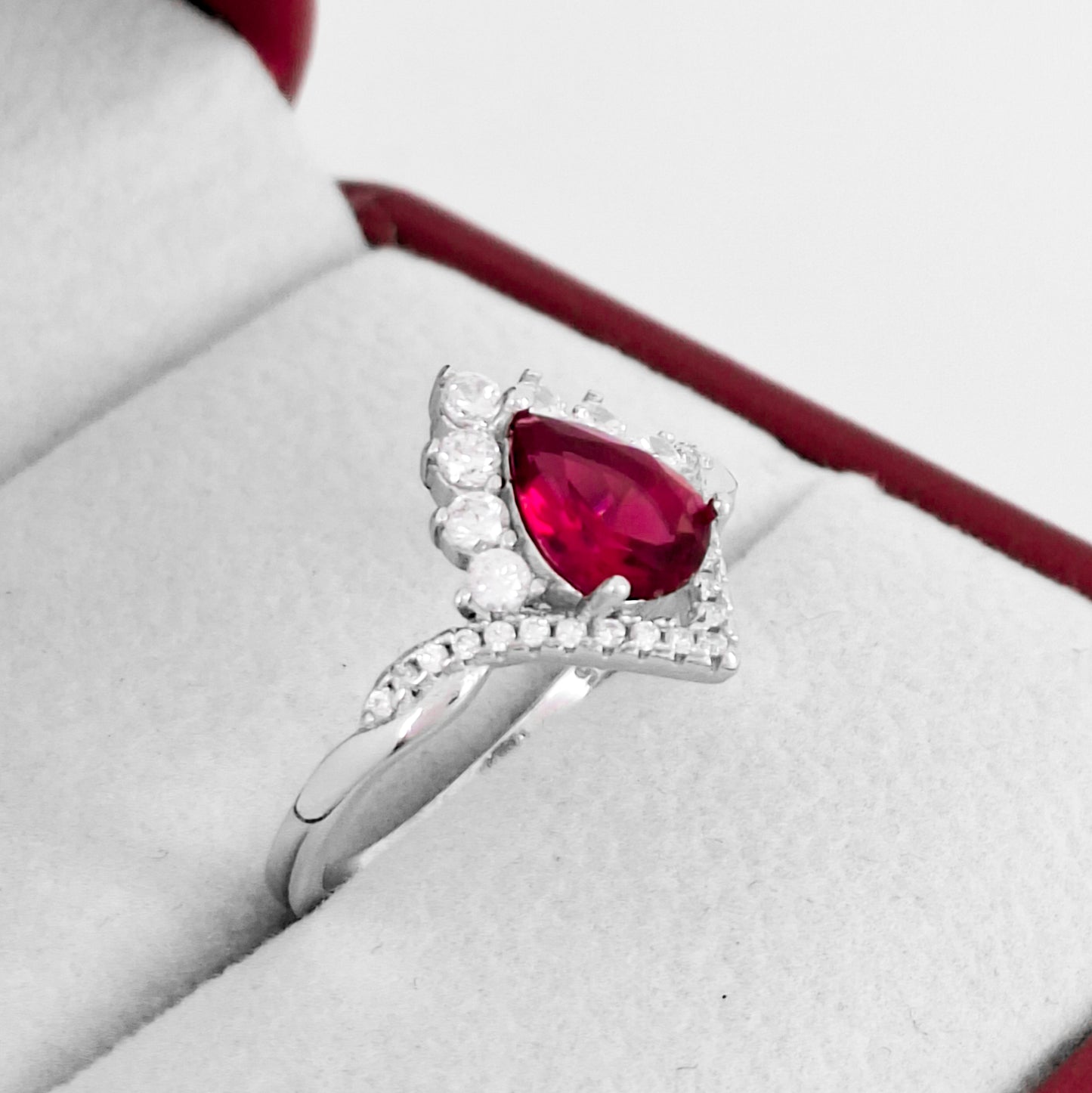 Anillo Zirconia Gota