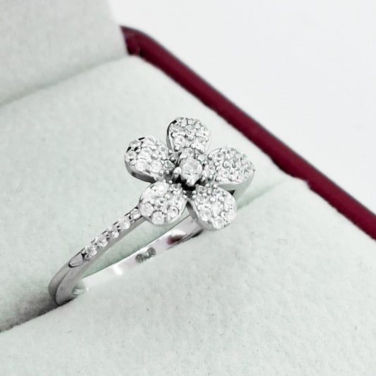 Anillo Flor Zirconia