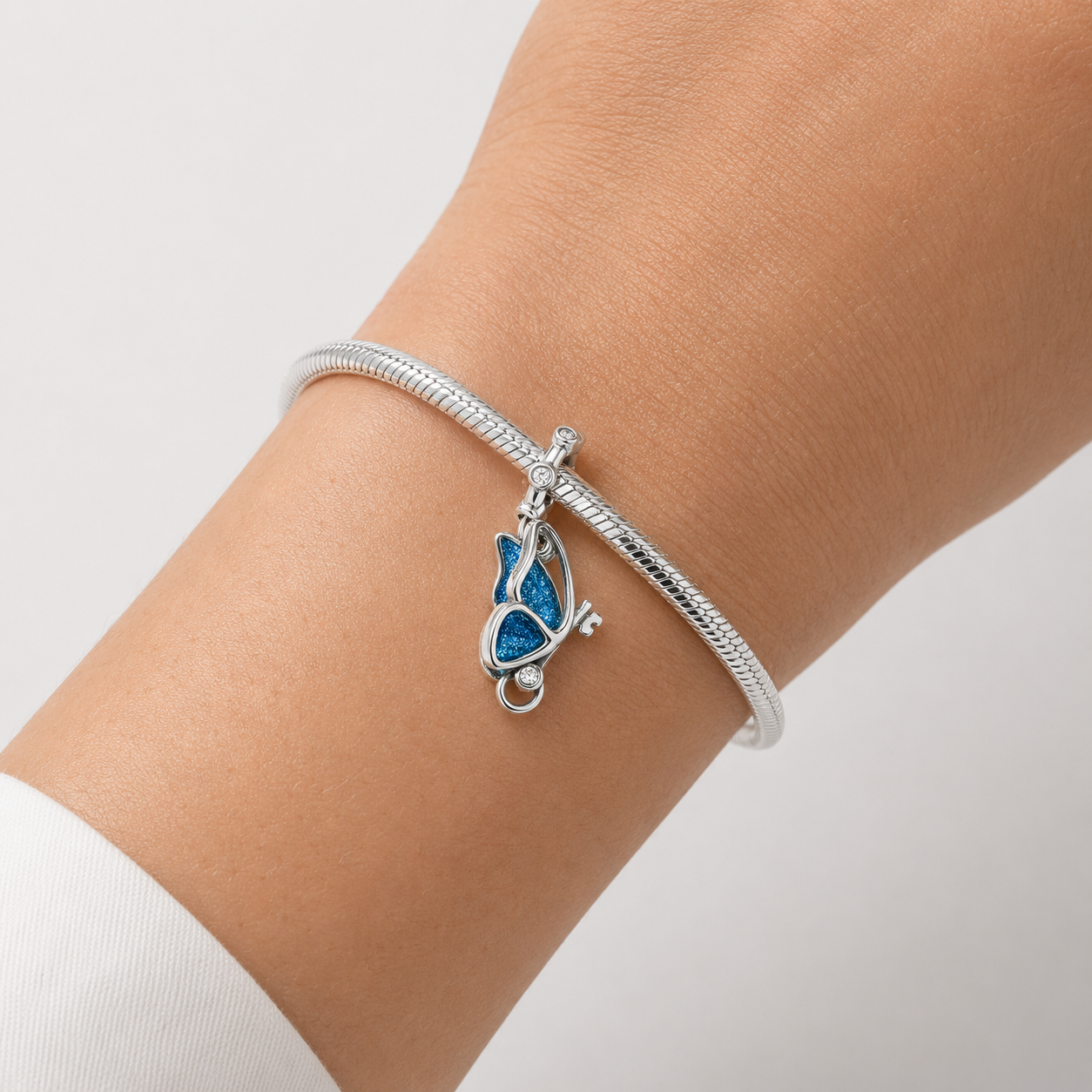 Charm Mariposa