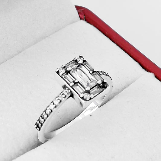 Anillo Cuadro Zirconia