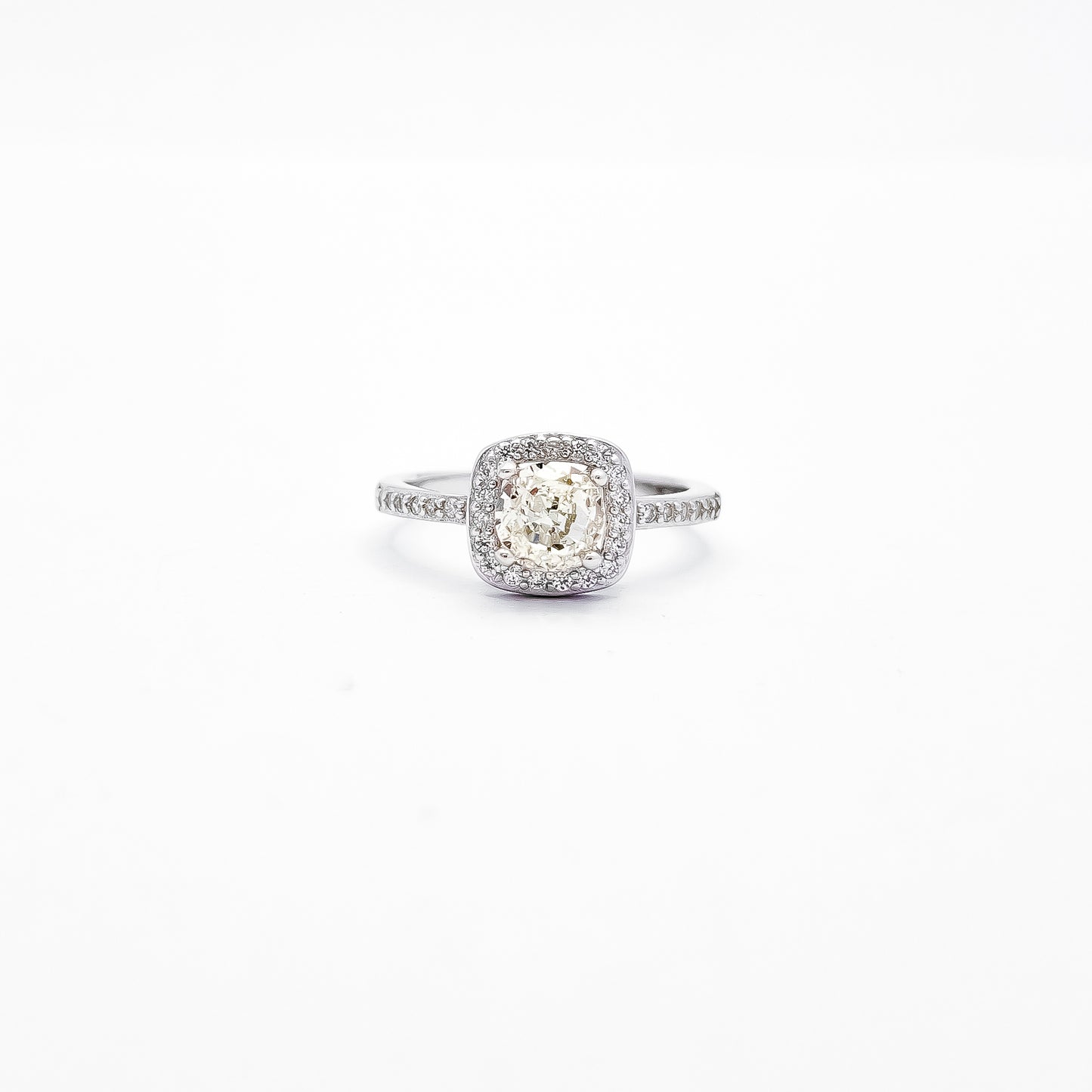 Anillo Zirconia