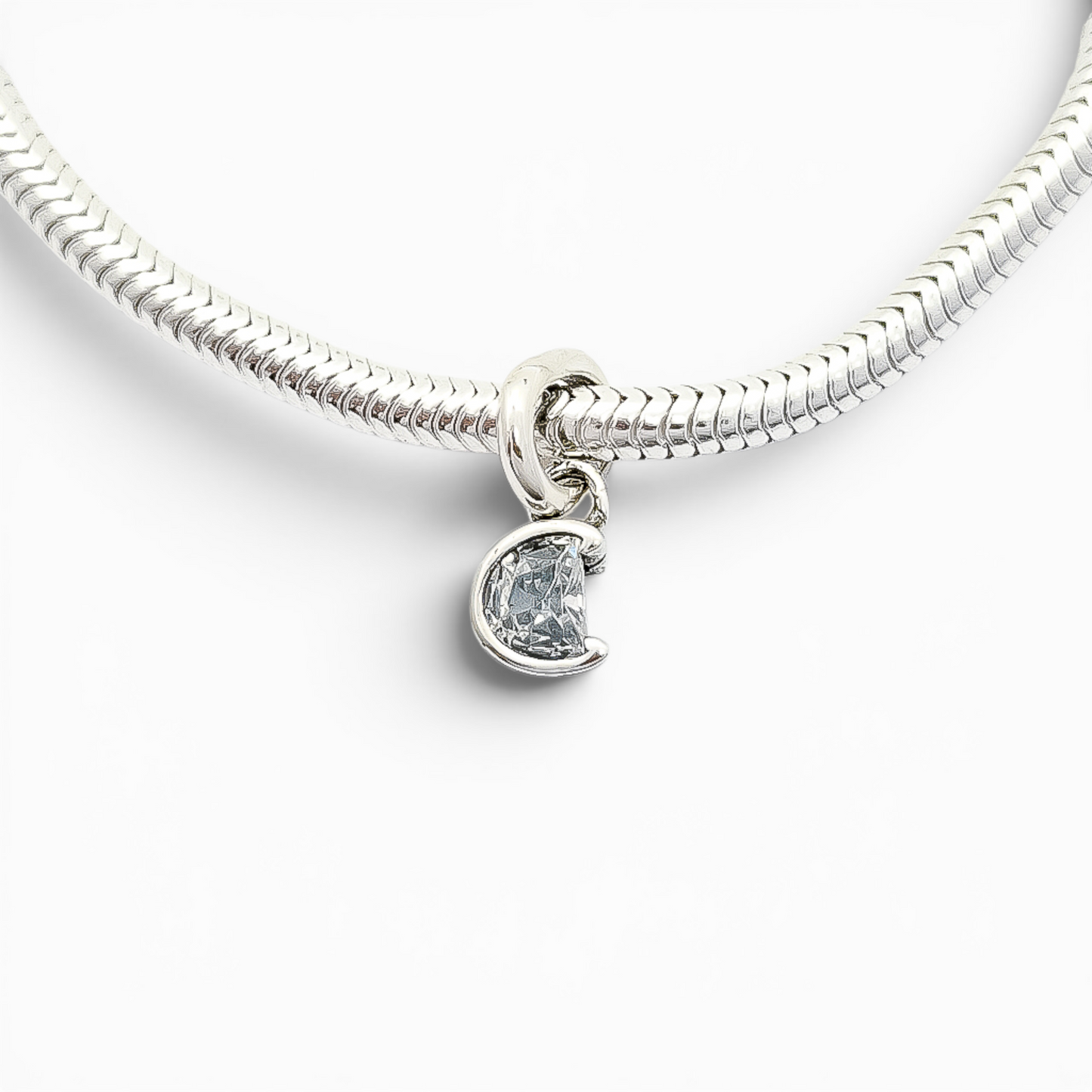 Charm Media Luna Zirconia