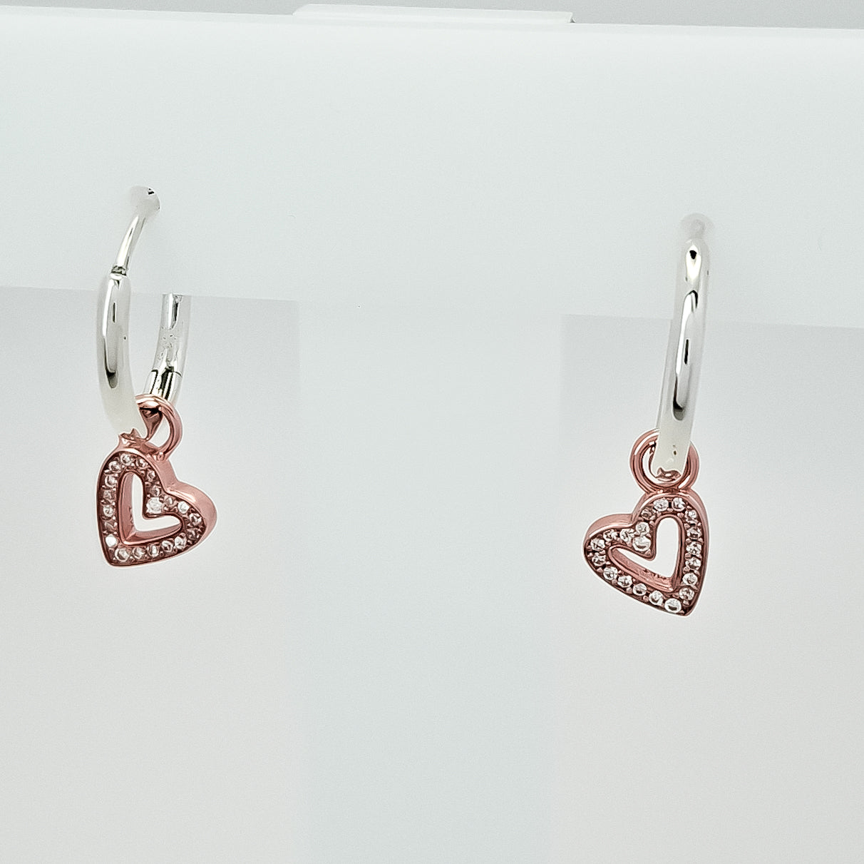 Hugguie Corazon Rosa