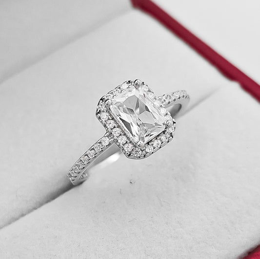 Anillo Cuadro Zirconia Blanca