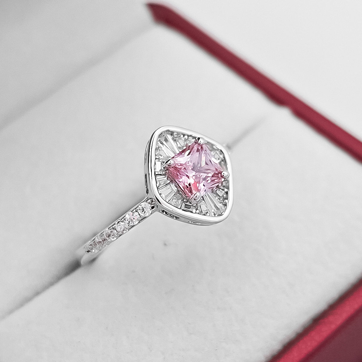 Anillo Zirconia Rosa Cuadrado