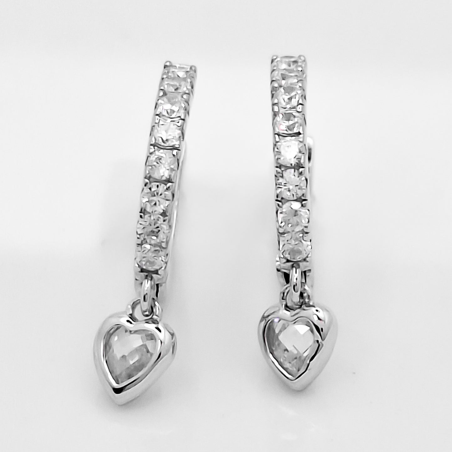 Hugguie Corazon Zirconia