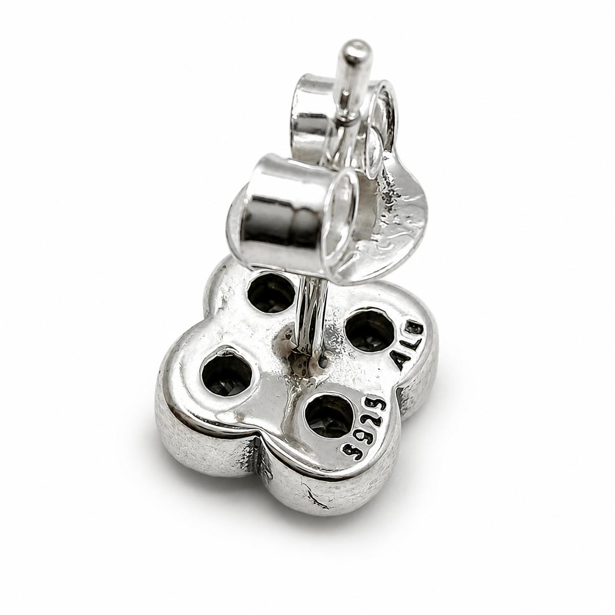 Aretes Inspirados Estilo Pan Flor Zirconia en Plata Ley .925