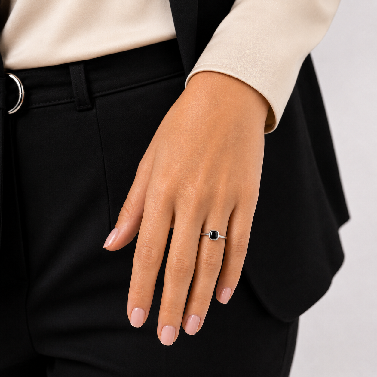 Anillo Zirconia Negra Plata Ley 925