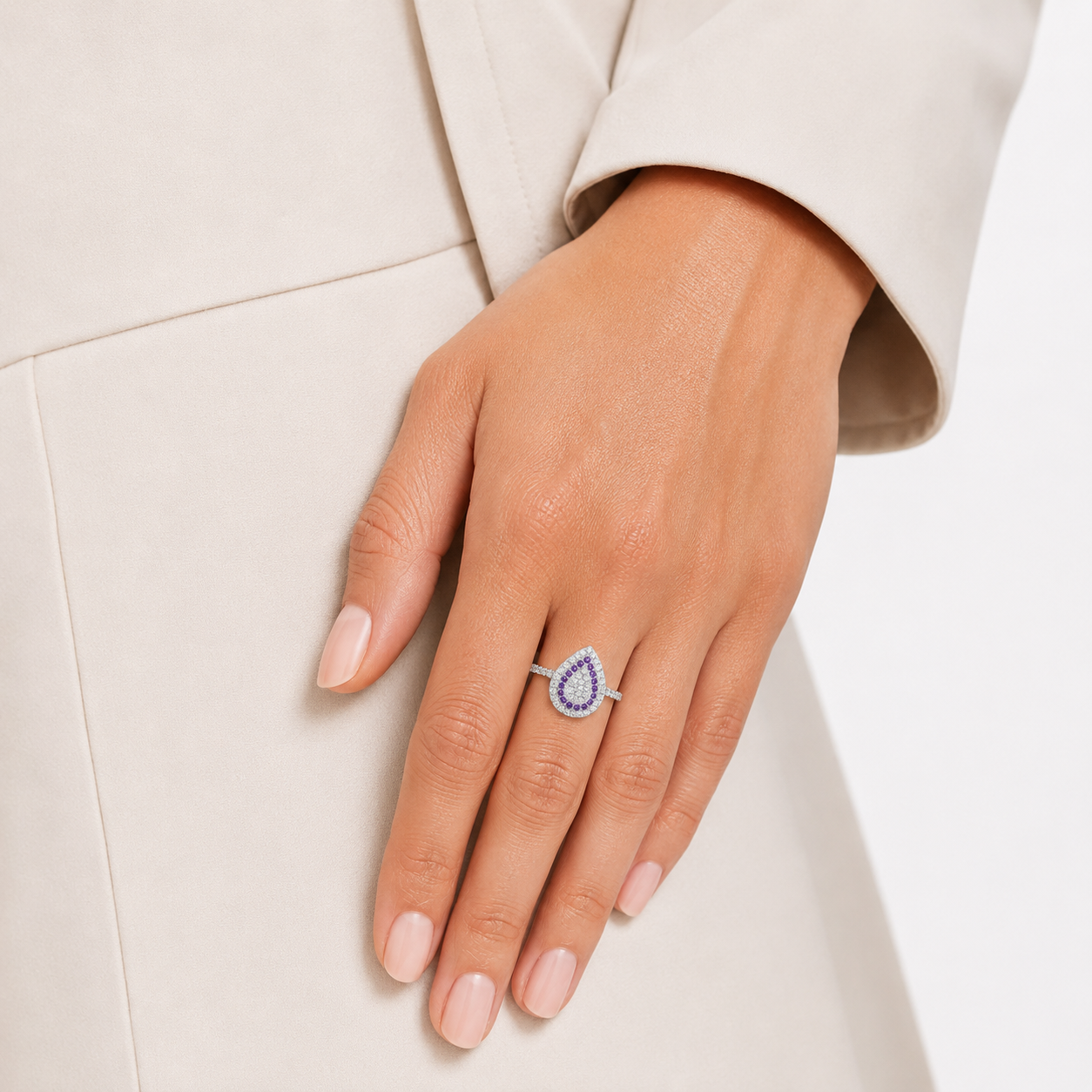 Anillo Gota Zirconia Lila