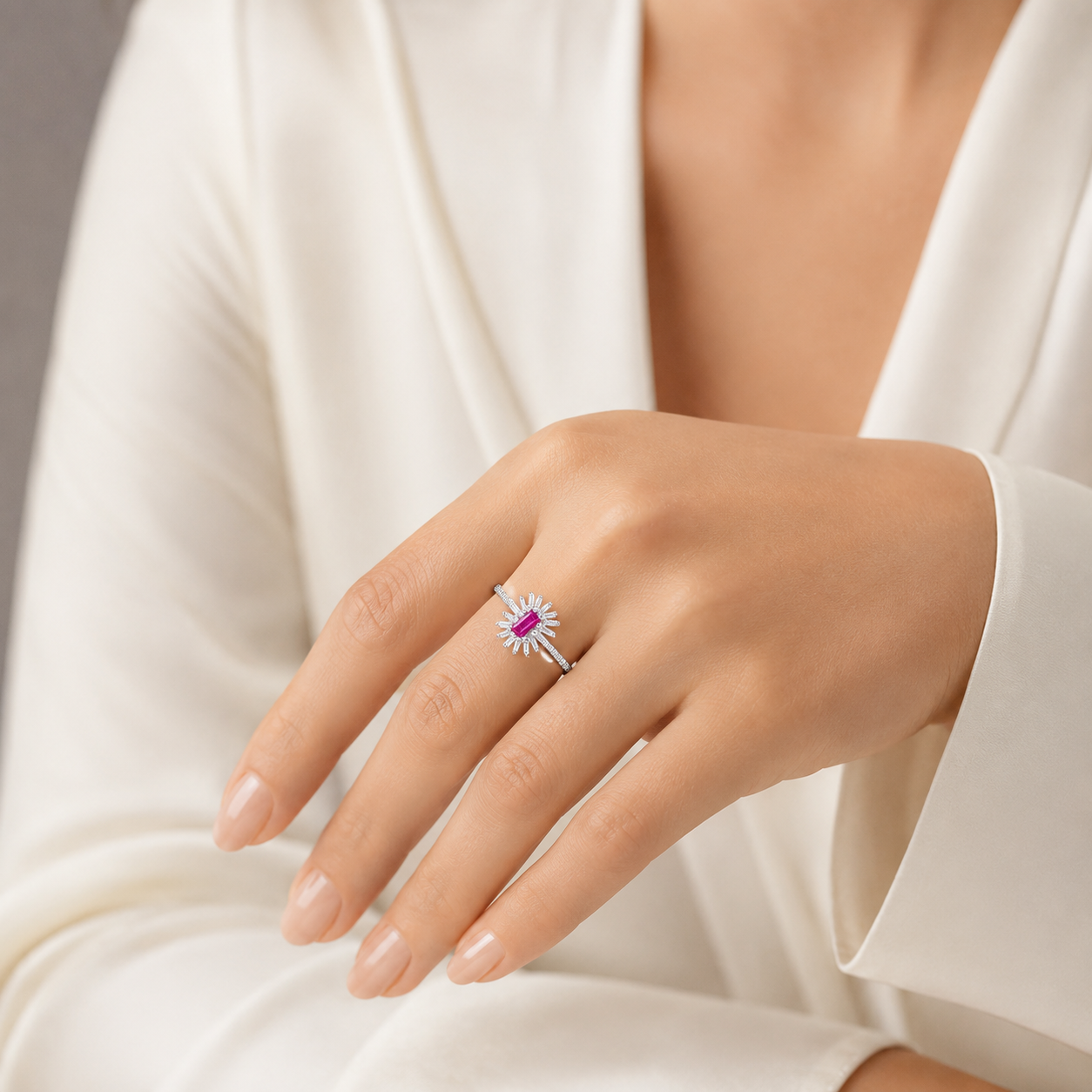 Anillo Flor Fiusha Zirconia