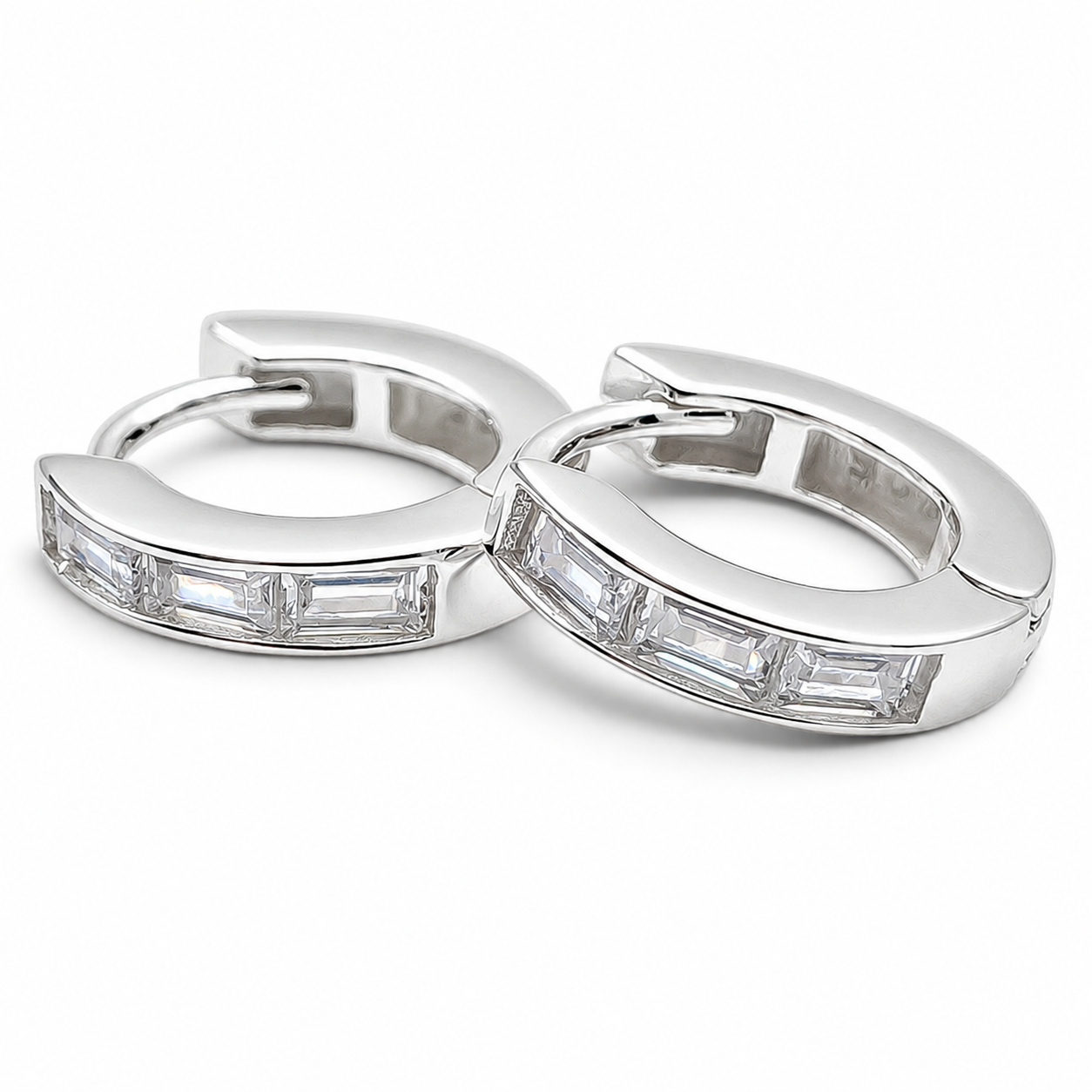 Hugguies Zirconia Chica Plata Ley 925