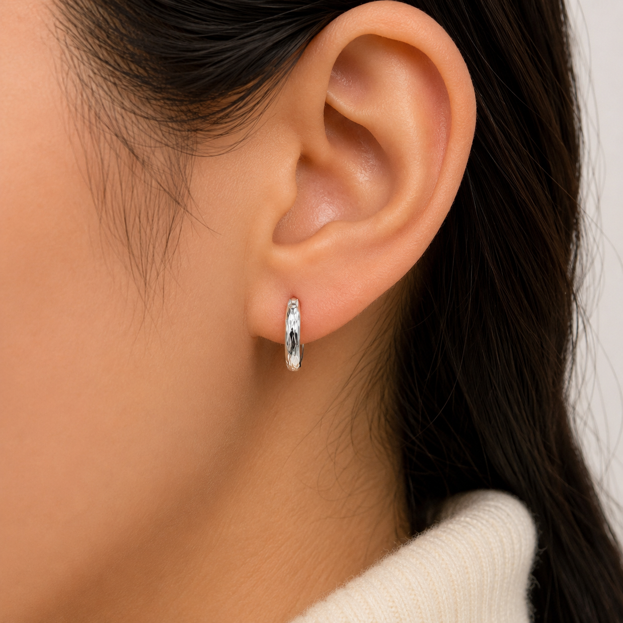 Arracada Mini Diamantada Plata Ley 925