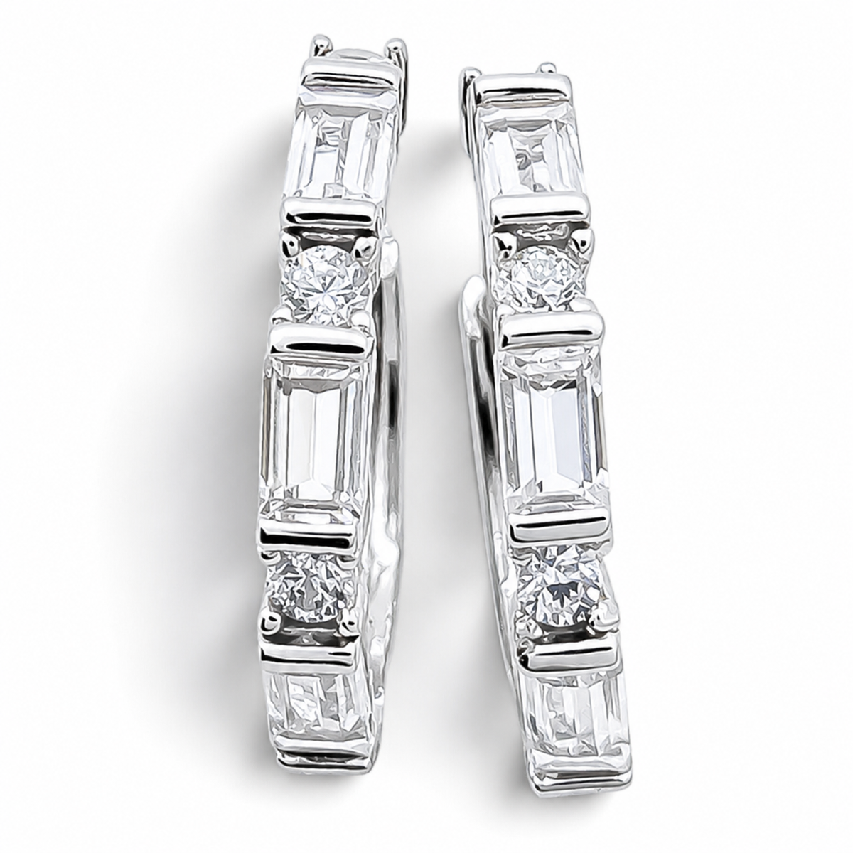 Hugguies Cuadro Zirconia Blanca Plata Ley 925