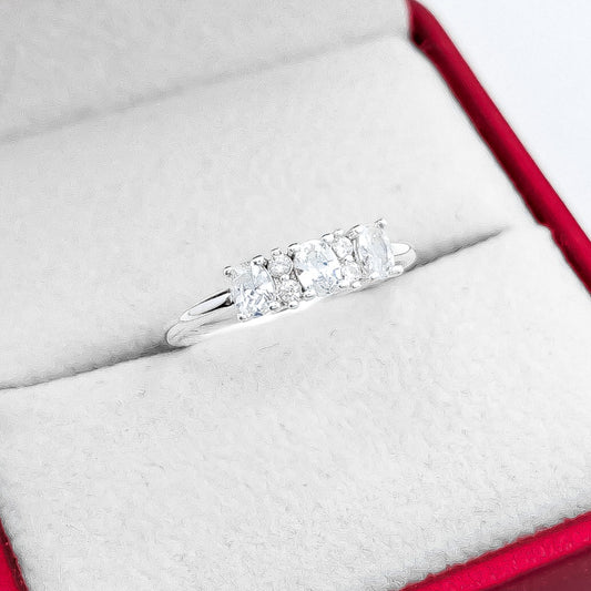 Anillo 3 Zirconias Blanca