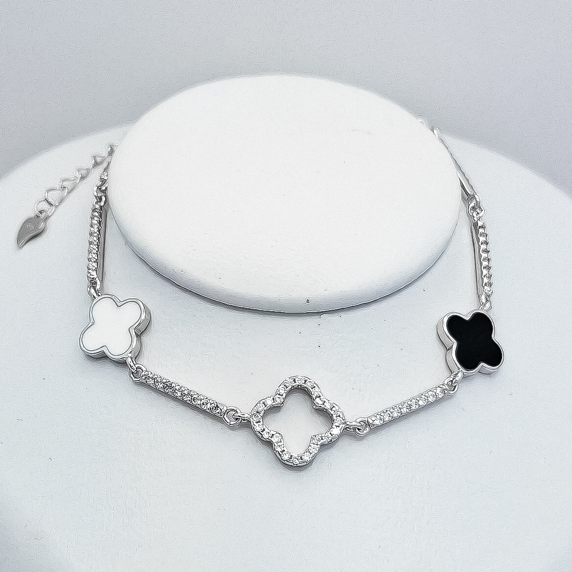 Pulsera Van Negra
