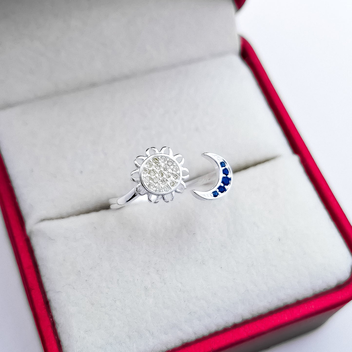 Anillo Sol y Media Luna Zirconia