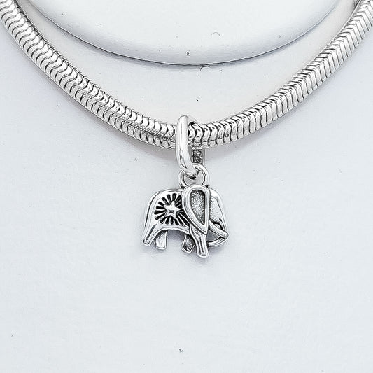 Charm Elefante