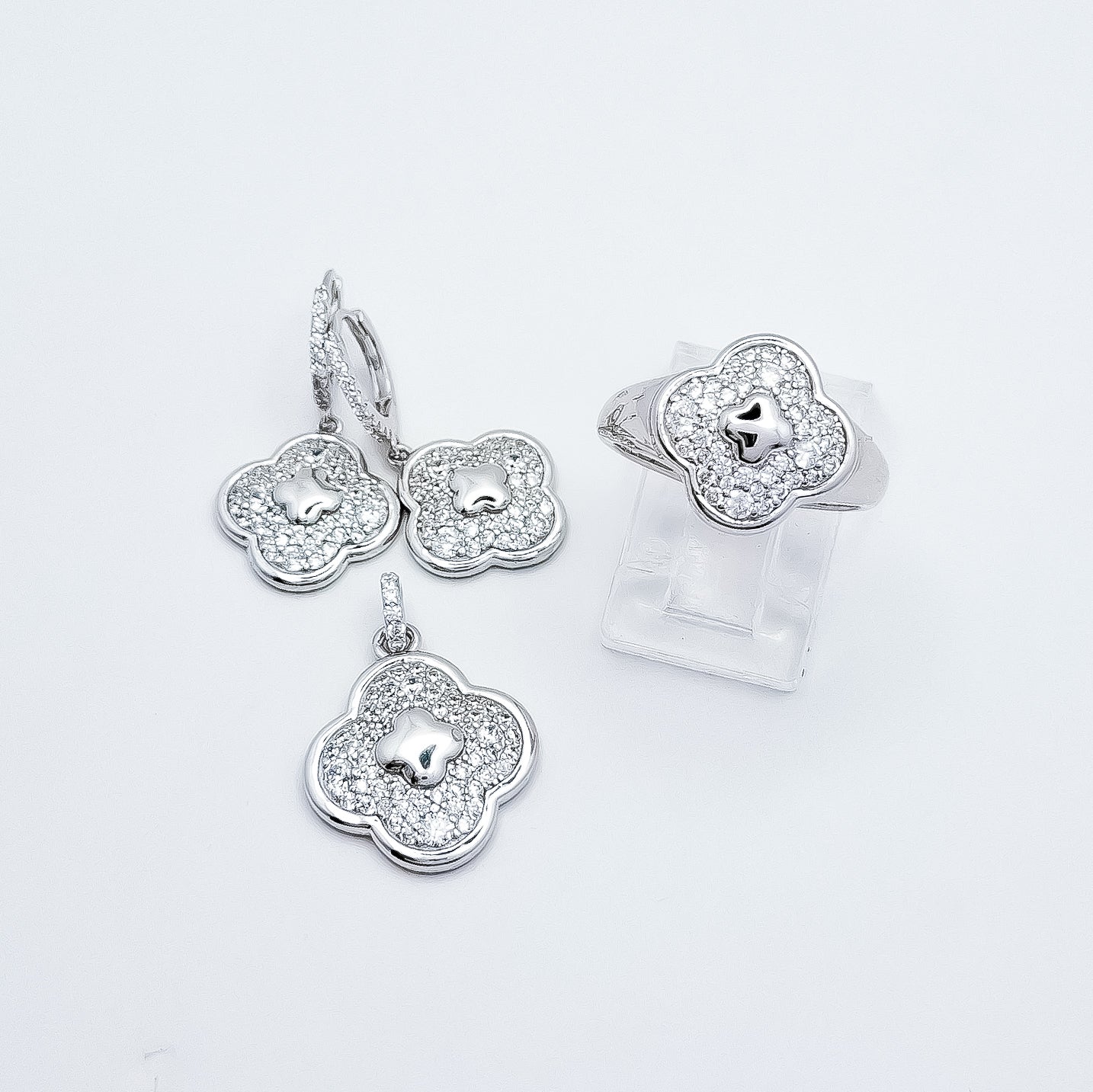 Set Zirconia Van