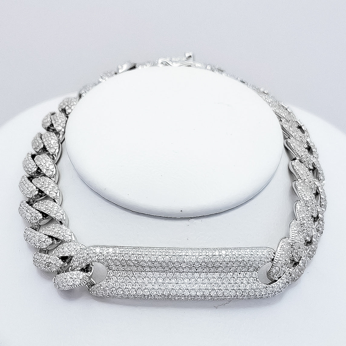 Esclava Zirconia Cubana
