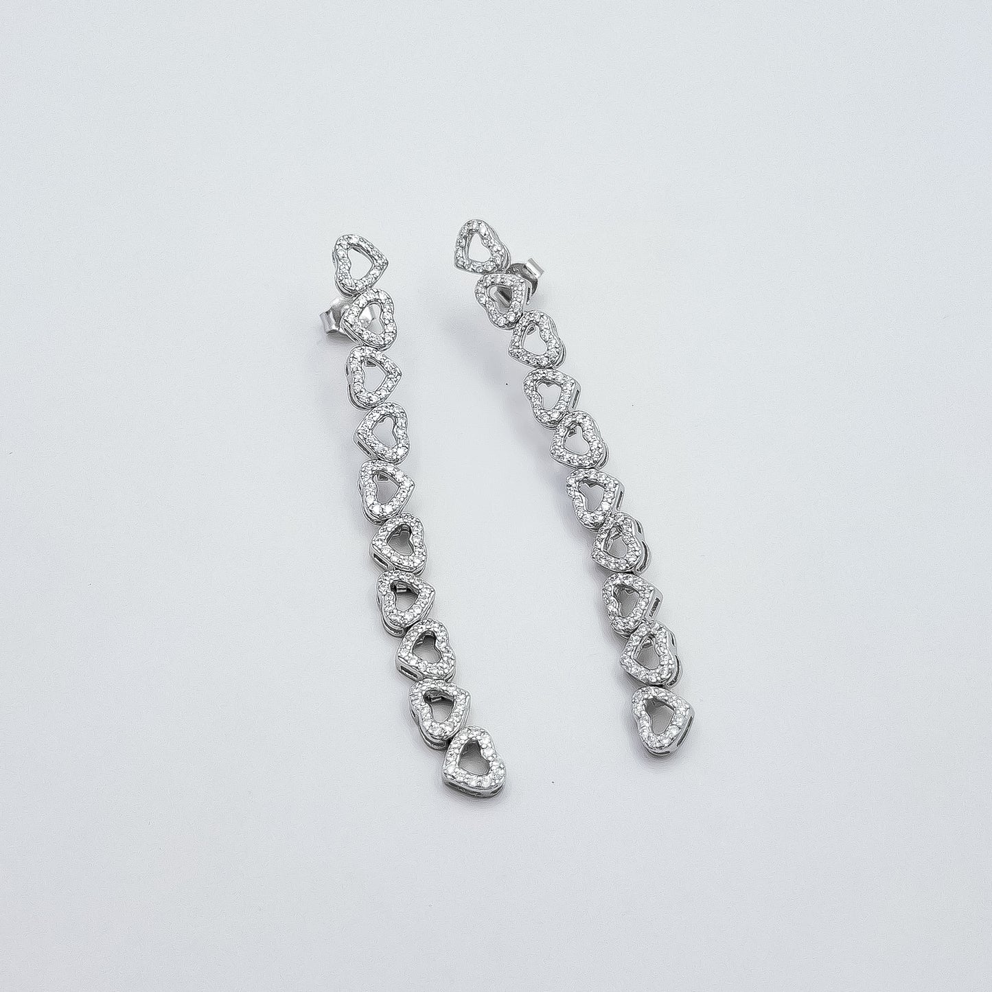 Arete Largo Corazones