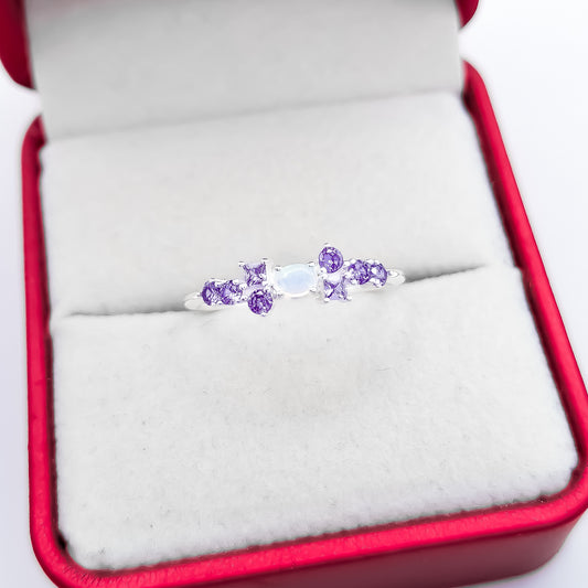 Anillo Opalo con Zirconias Morado