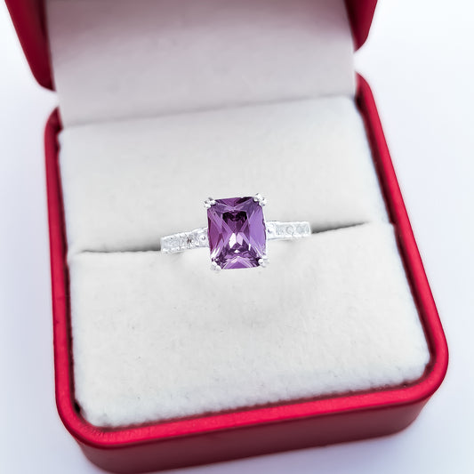 Anillo Zirconia Cuadrado Lila