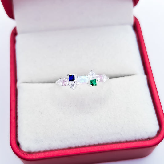 Anillo Opalo con Zirconias Multi