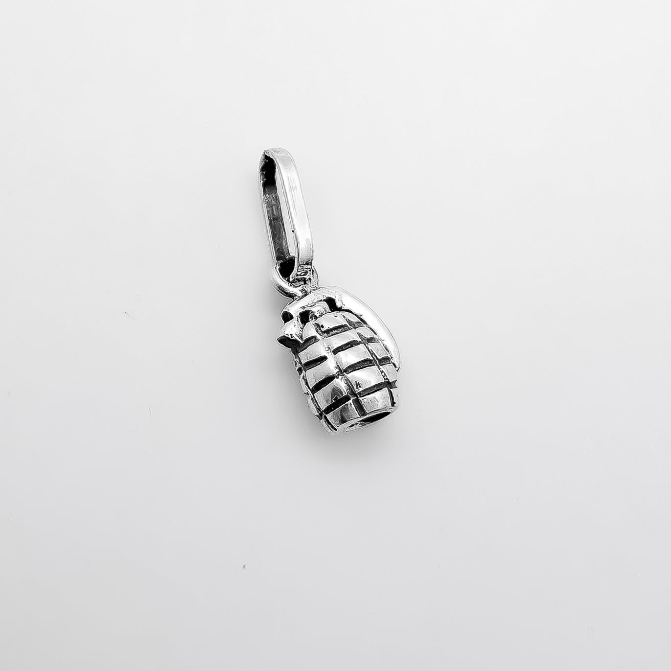 Dije Granada Pavonado