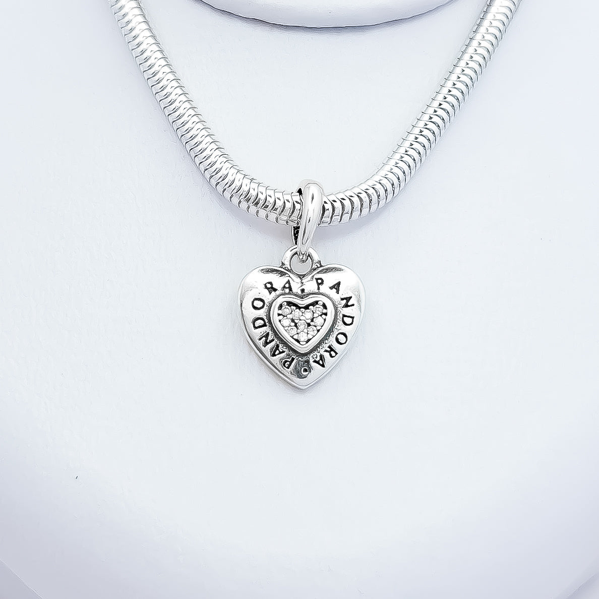 Charm Corazon Pan