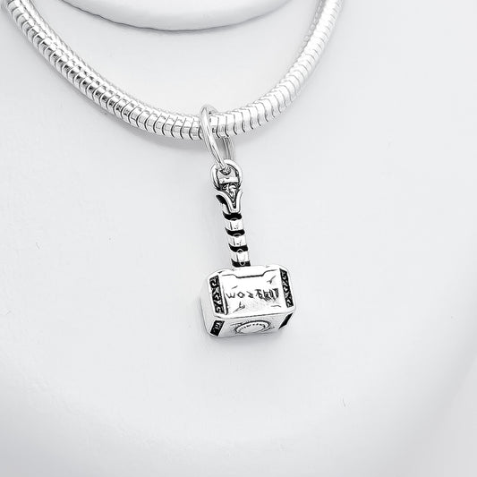 Charm Martillo Thor