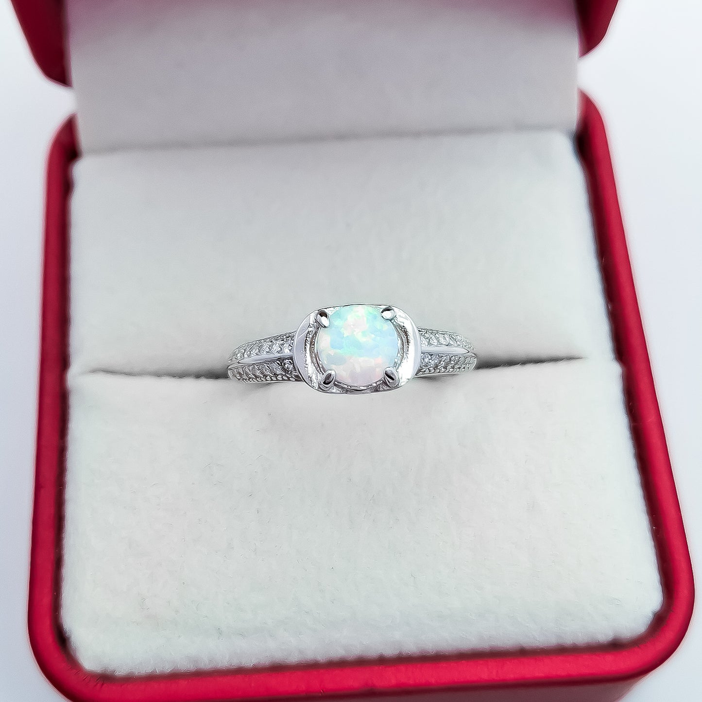 Anillo Zirconia Opalo